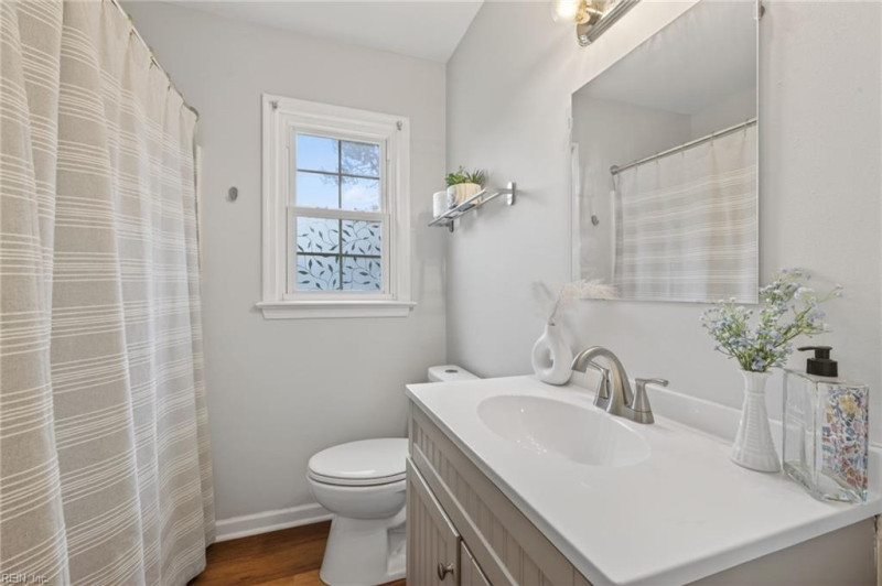 Photo 12 of 26 residential for sale in Newport News virginia