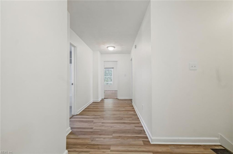 Photo 6 of 33 residential for sale in Suffolk virginia Photo 6 of 33 residential for sale in Suffolk virginia