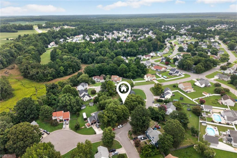 Photo 33 of 40 residential for sale in Suffolk virginia