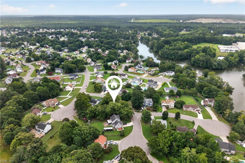 Photo 35 of 40 residential for sale in Suffolk virginia