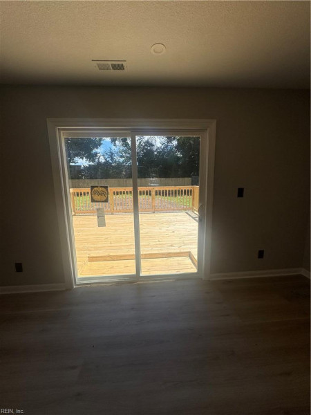 Photo 4 of 9 residential for sale in Norfolk virginia