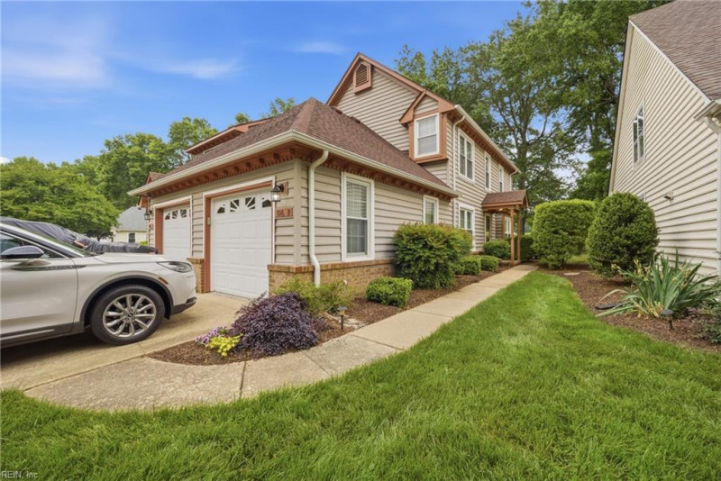 Photo 2 of 44 residential for sale in Chesapeake virginia
