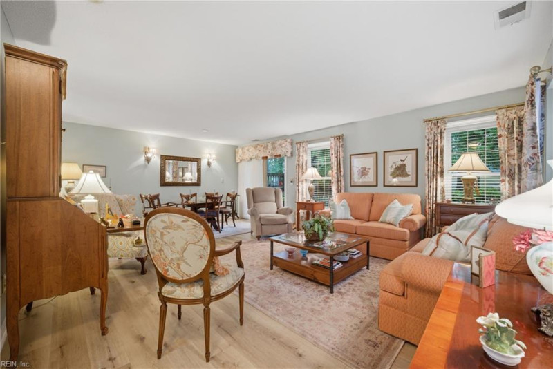 Photo 3 of 44 residential for sale in Chesapeake virginia