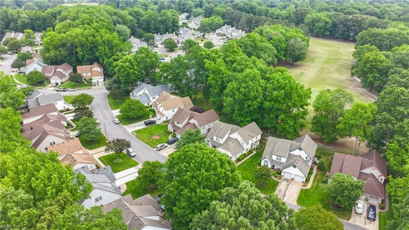 Photo 35 of 44 residential for sale in Chesapeake virginia