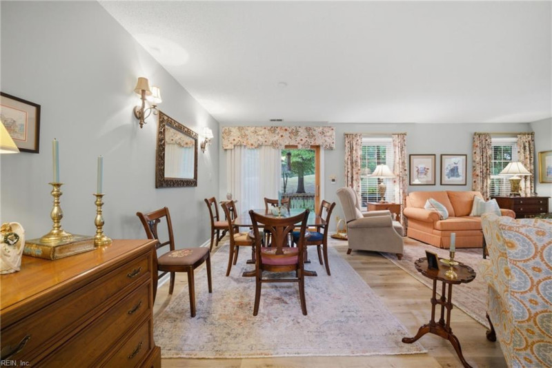 Photo 5 of 44 residential for sale in Chesapeake virginia