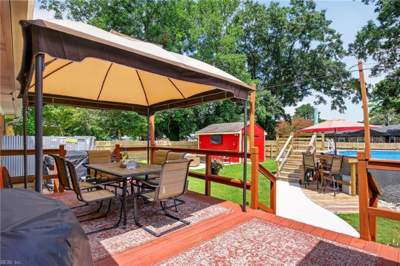 Photo 26 of 38 residential for sale in Chesapeake virginia