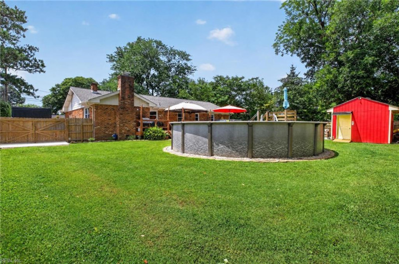 Photo 34 of 38 residential for sale in Chesapeake virginia