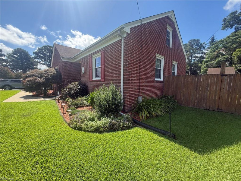 Photo 13 of 23 residential for sale in Portsmouth virginia Photo 13 of 23 residential for sale in Portsmouth virginia