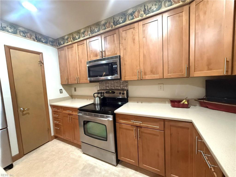 Photo 15 of 23 residential for sale in Portsmouth virginia Photo 15 of 23 residential for sale in Portsmouth virginia