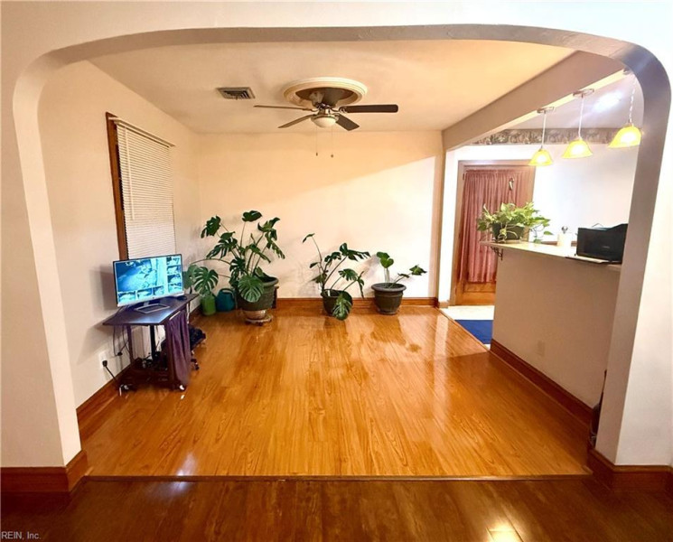 Photo 22 of 23 residential for sale in Portsmouth virginia Photo 22 of 23 residential for sale in Portsmouth virginia