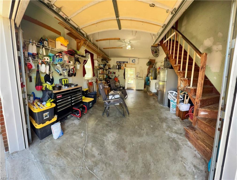 Photo 35 of 48 residential for sale in Portsmouth virginia