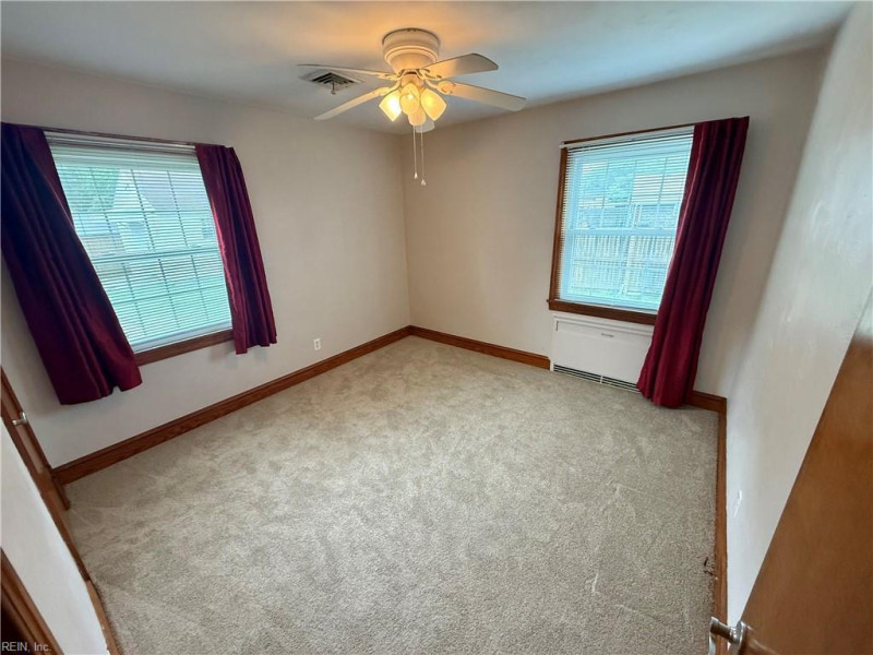 Photo 42 of 48 residential for sale in Portsmouth virginia
