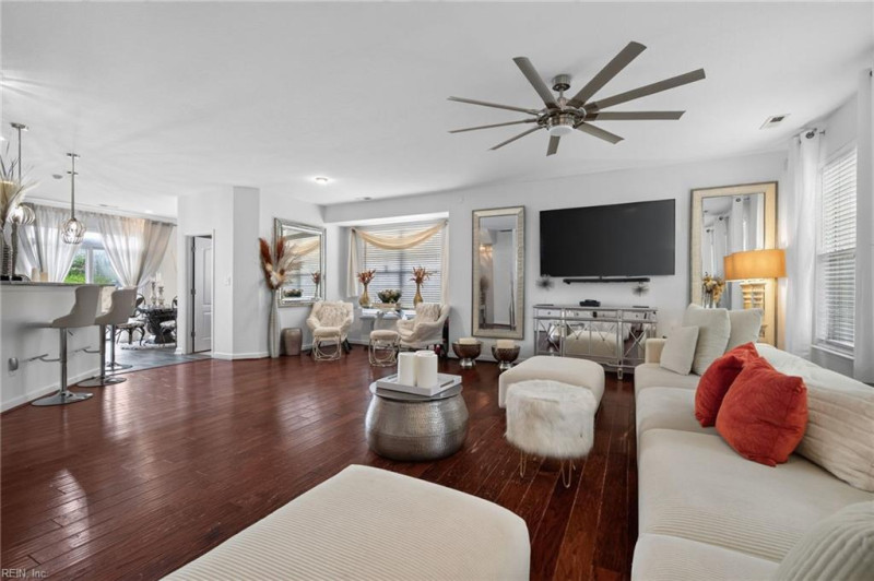 Photo 14 of 25 residential for sale in Virginia Beach virginia
