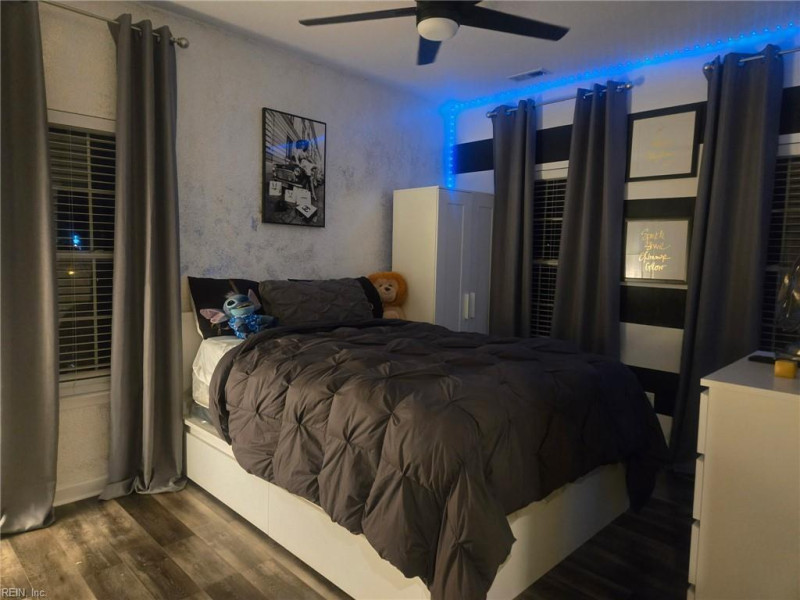 Photo 16 of 25 residential for sale in Virginia Beach virginia