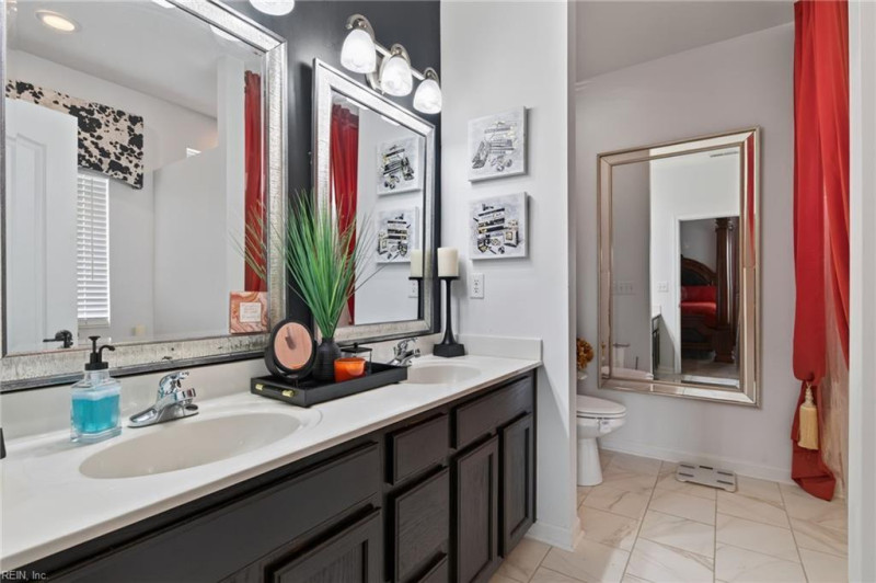 Photo 20 of 25 residential for sale in Virginia Beach virginia