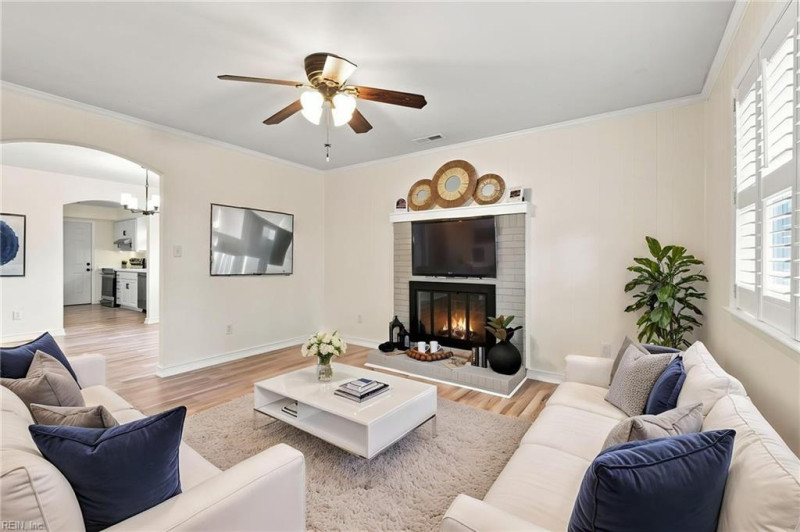 Photo 10 of 48 residential for sale in Virginia Beach virginia