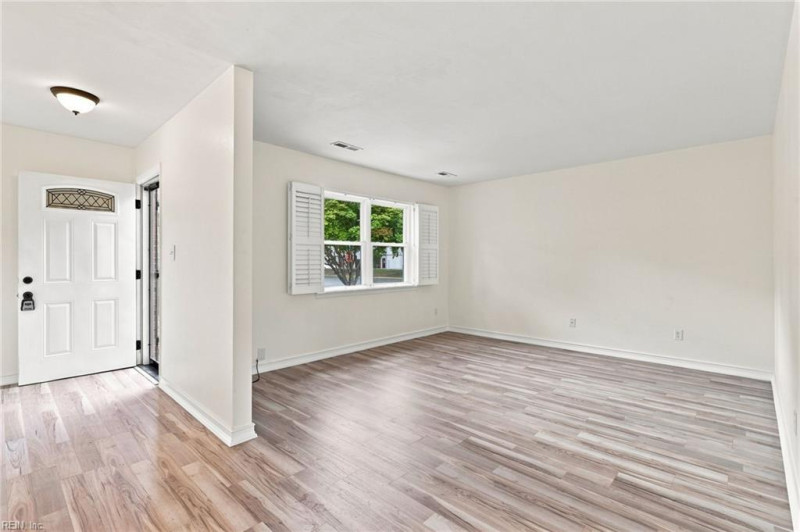 Photo 2 of 48 residential for sale in Virginia Beach virginia