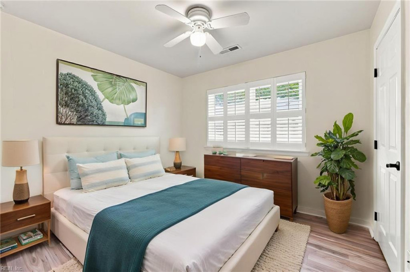 Photo 23 of 48 residential for sale in Virginia Beach virginia