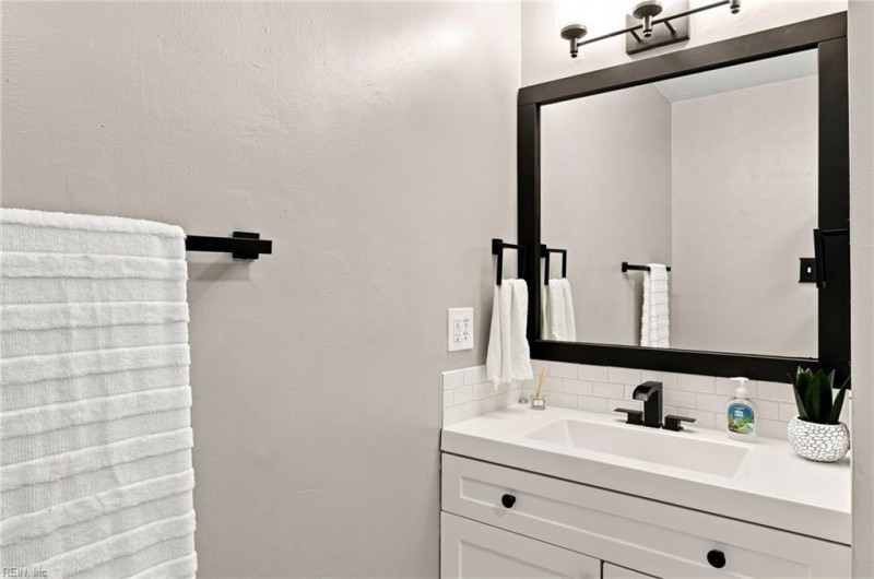 Photo 26 of 48 residential for sale in Virginia Beach virginia