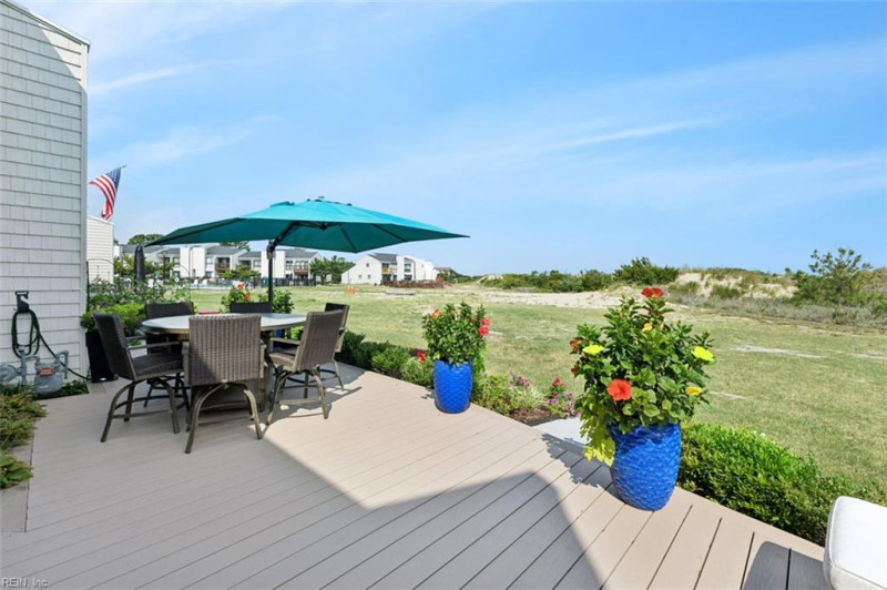 Photo 7 of 34 residential for sale in Virginia Beach virginia
