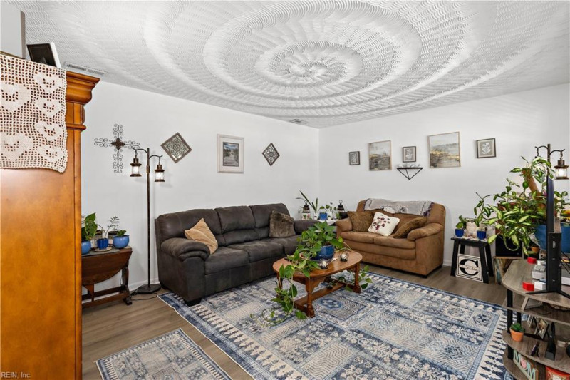 Photo 3 of 18 residential for sale in Norfolk virginia