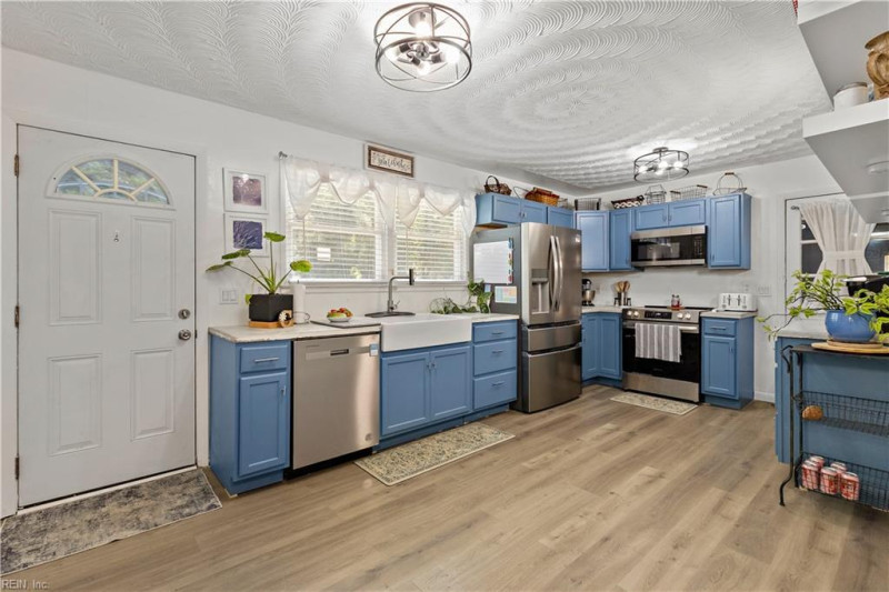 Photo 5 of 18 residential for sale in Norfolk virginia