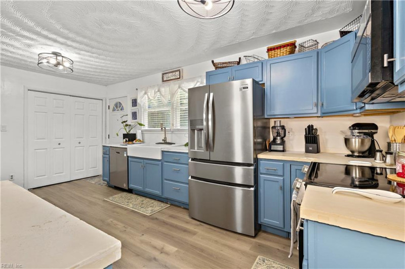 Photo 7 of 18 residential for sale in Norfolk virginia