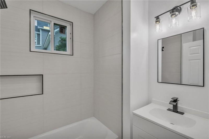 Photo 31 of 32 residential for sale in Hampton virginia