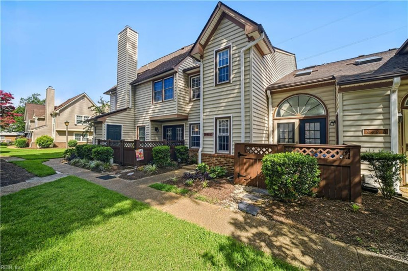 Photo 2 of 20 residential for sale in Chesapeake virginia Photo 2 of 20 residential for sale in Chesapeake virginia