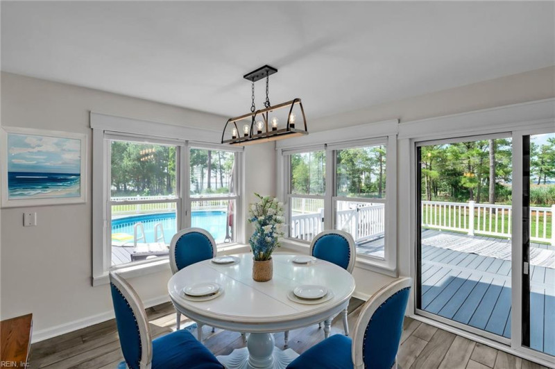 Photo 10 of 42 residential for sale in York County virginia
