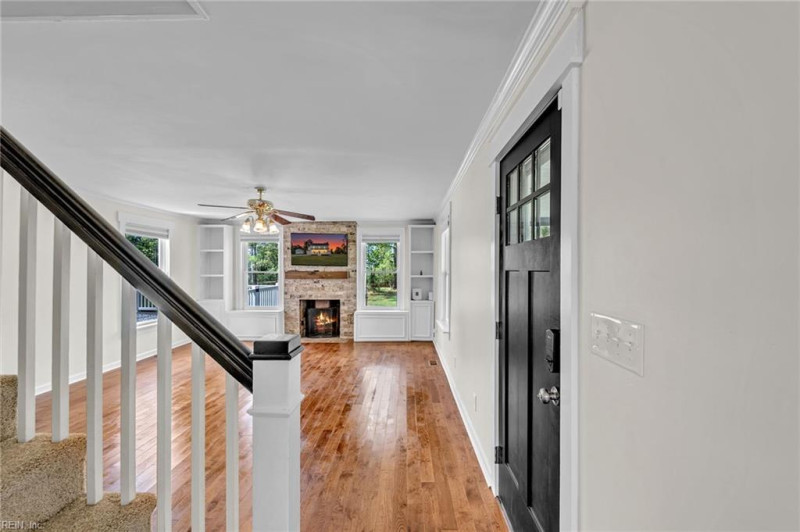 Photo 2 of 42 residential for sale in York County virginia