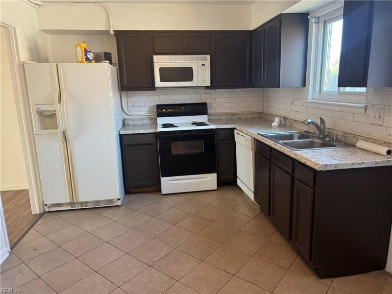 Photo 19 of 21 residential for sale in Virginia Beach virginia Photo 19 of 21 residential for sale in Virginia Beach virginia