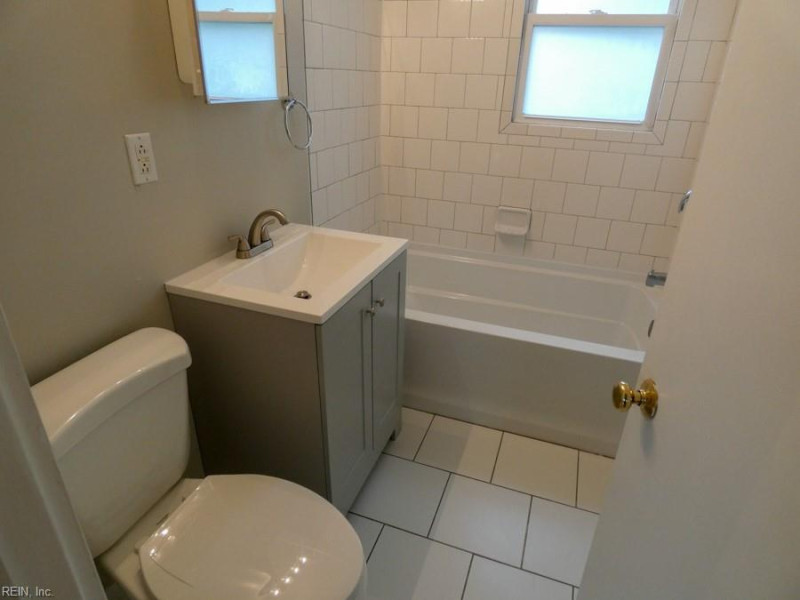 Photo 7 of 9 residential for sale in Norfolk virginia
