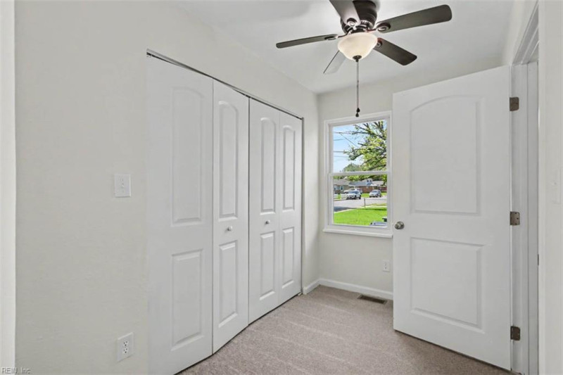 Photo 24 of 36 residential for sale in Hampton virginia
