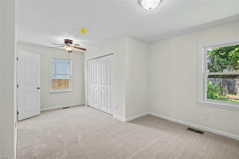 Photo 28 of 36 residential for sale in Hampton virginia