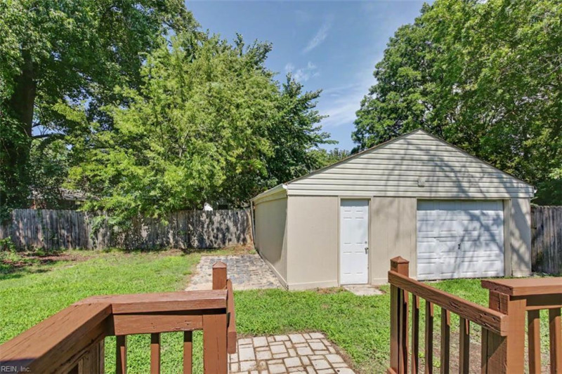 Photo 33 of 36 residential for sale in Hampton virginia