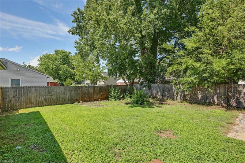 Photo 34 of 36 residential for sale in Hampton virginia