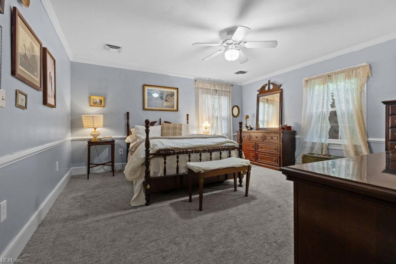 Photo 15 of 34 residential for sale in Franklin virginia
