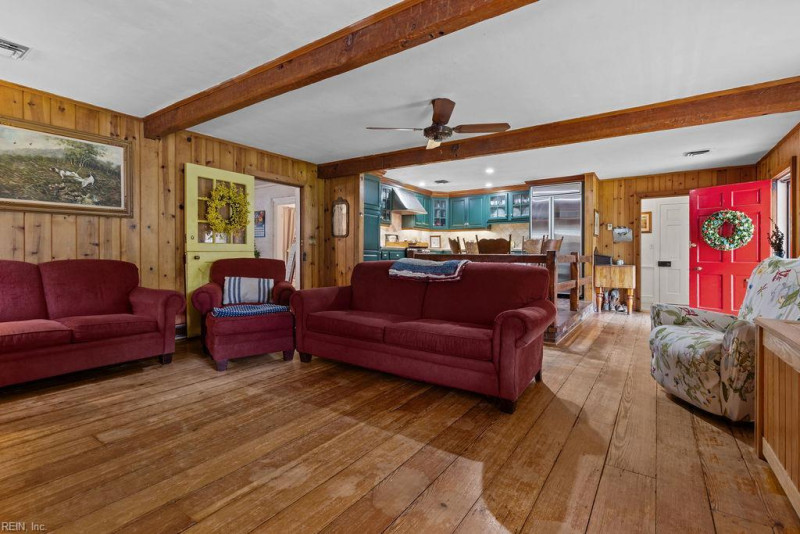 Photo 6 of 34 residential for sale in Franklin virginia