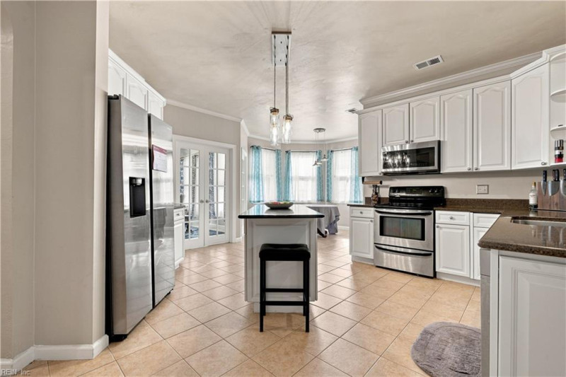 Photo 14 of 43 residential for sale in Chesapeake virginia Photo 14 of 43 residential for sale in Chesapeake virginia