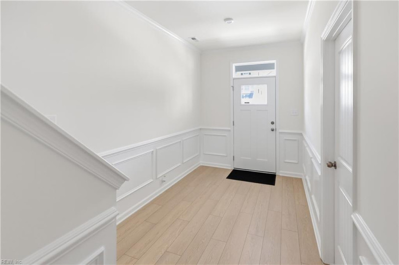Photo 6 of 25 residential for sale in Newport News virginia