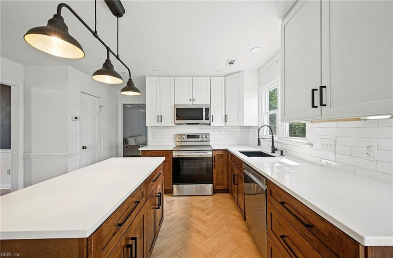 Photo 16 of 36 residential for sale in Virginia Beach virginia