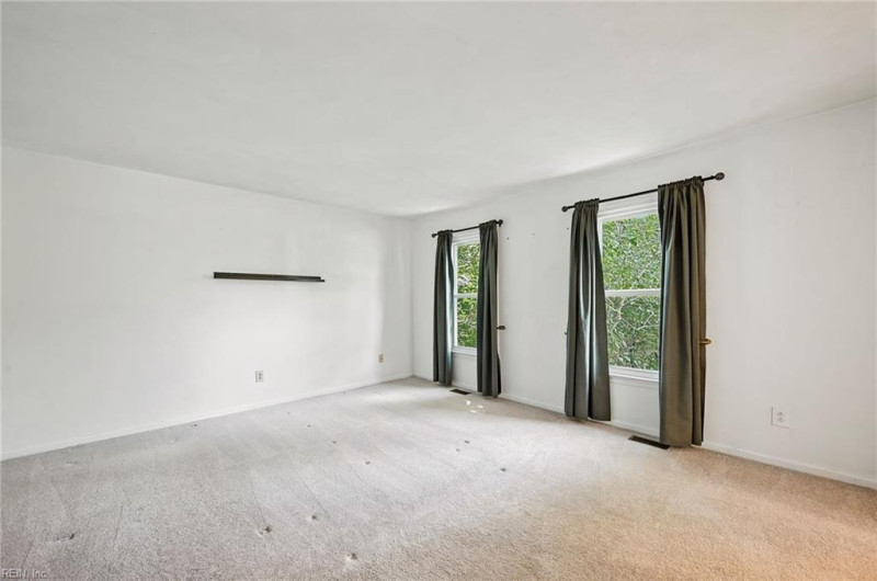 Photo 22 of 36 residential for sale in Virginia Beach virginia