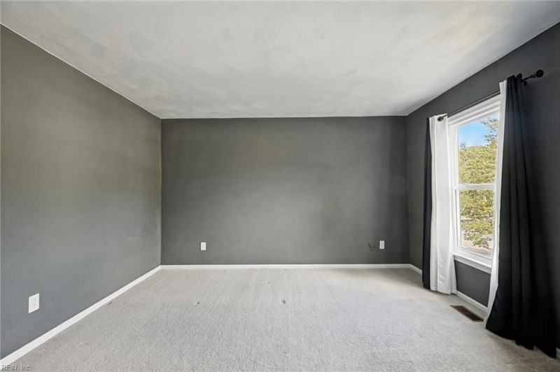 Photo 27 of 36 residential for sale in Virginia Beach virginia