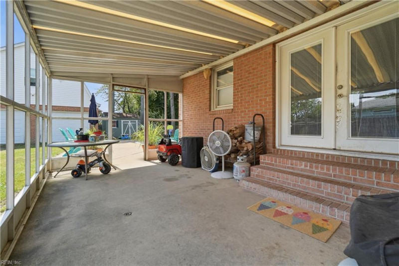 Photo 33 of 50 residential for sale in Chesapeake virginia Photo 33 of 50 residential for sale in Chesapeake virginia