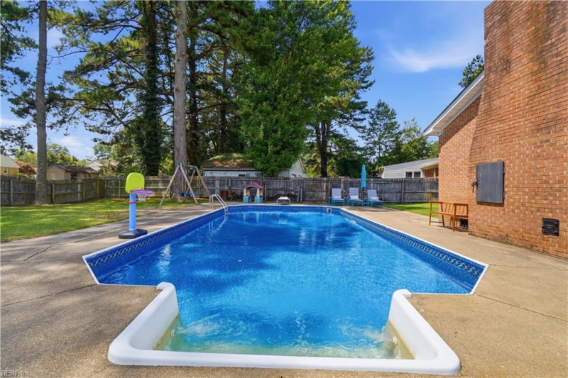 Photo 34 of 50 residential for sale in Chesapeake virginia Photo 34 of 50 residential for sale in Chesapeake virginia