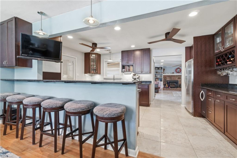 Photo 9 of 50 residential for sale in Chesapeake virginia Photo 9 of 50 residential for sale in Chesapeake virginia