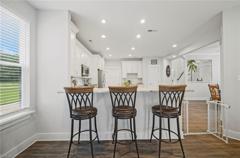 Photo 17 of 50 residential for sale in Virginia Beach virginia