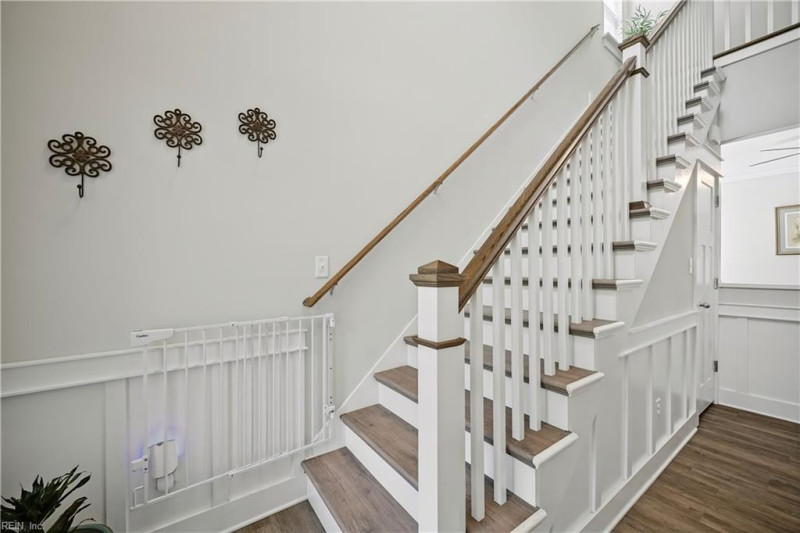Photo 8 of 50 residential for sale in Virginia Beach virginia