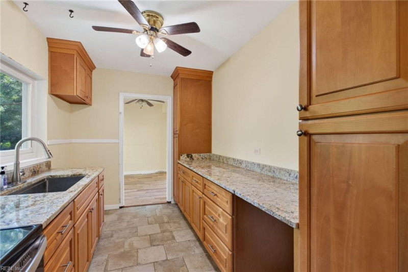 Photo 9 of 27 residential for sale in Newport News virginia Photo 9 of 27 residential for sale in Newport News virginia